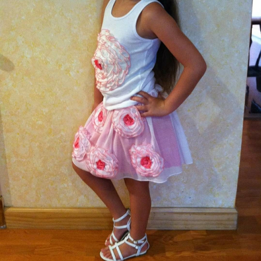 Halabaloo cupcake flower skirt set